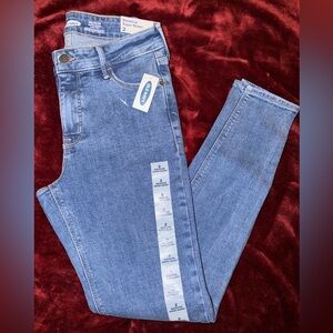 🆕 Old Navy Rockstar Super Skinny High Rise Women's 2 Denim Blue Skinny Jeans
